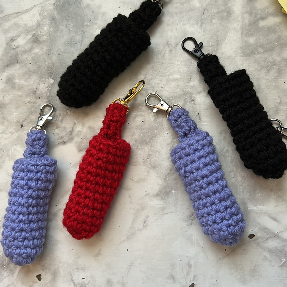 (2) You pick color Crochet lip balm Holder Keychain - Picture 5 of 6
